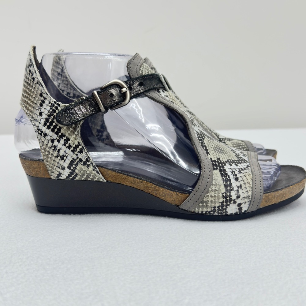 Naot Fiona Snakeskin Wedge Sandals Adjustable Buckle Cork Footbed Size 36/5.5 - Picture 4 of 9